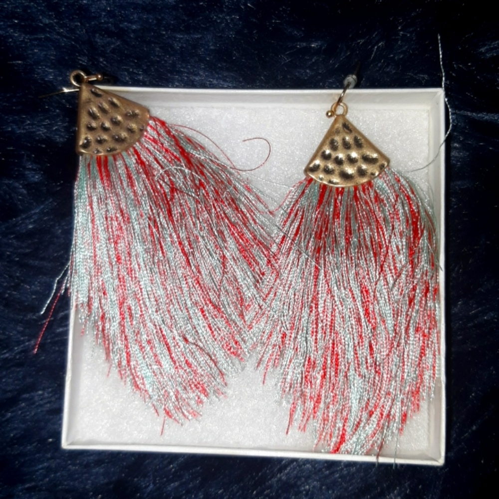Thread Fan earrings
